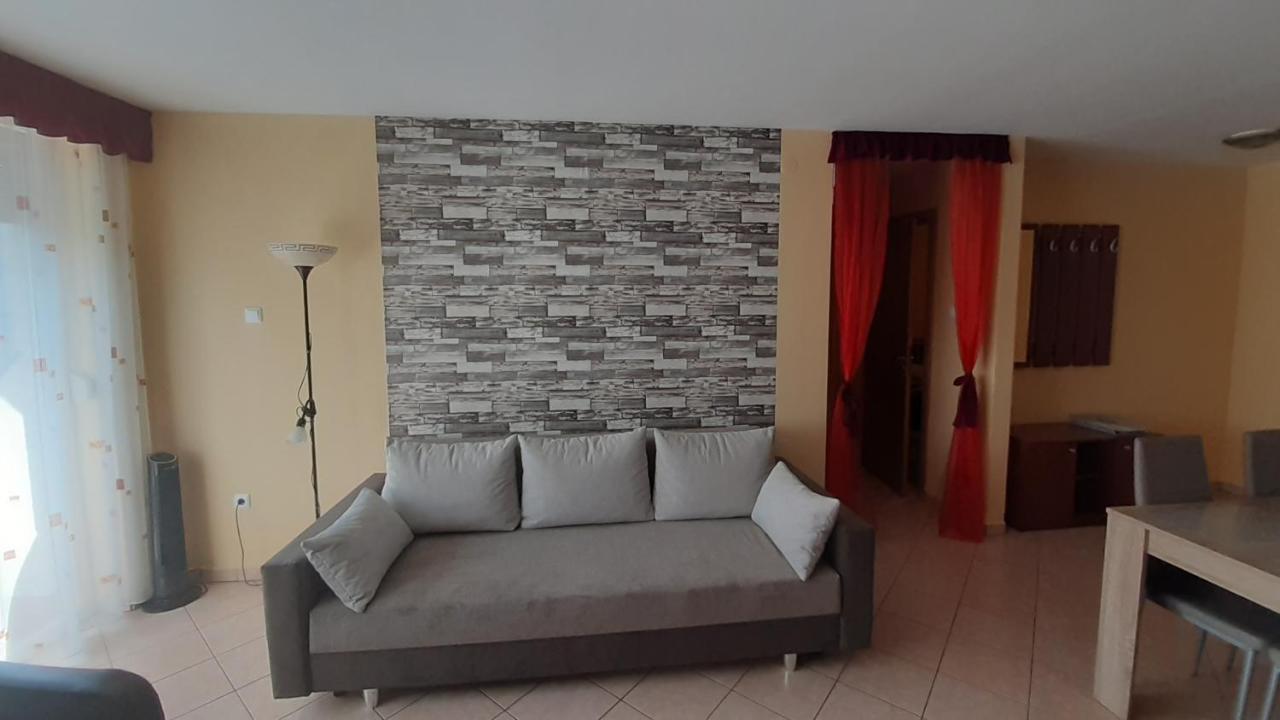 Elizabet Apartman A Belvarosban Szarvas Exteriör bild
